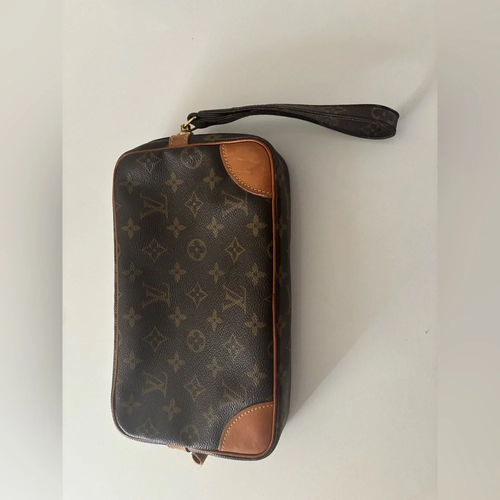 Louis Vuitton Marly Dragonne Vintage Wristlet Monogram Clutch
